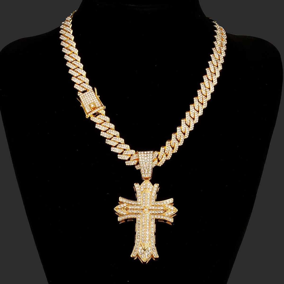 Stylish Men's All Rhinestones Cuban Chain Necklace with Punk Crystal Cross Pendant